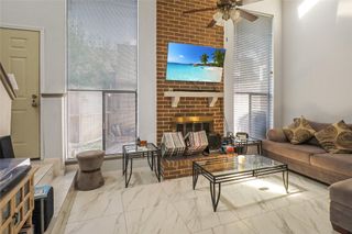 13798 Hollowgreen Drive 305, Houston, TX 77082