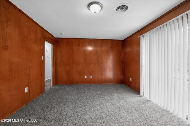 1027 Autumn Street, Jackson, MS 39212