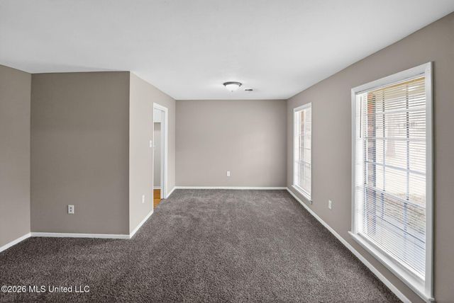 1027 Autumn Street, Jackson, MS 39212