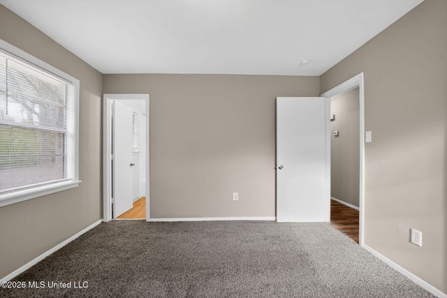 1027 Autumn Street, Jackson, MS 39212