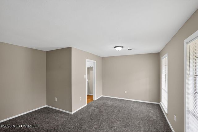 1027 Autumn Street, Jackson, MS 39212