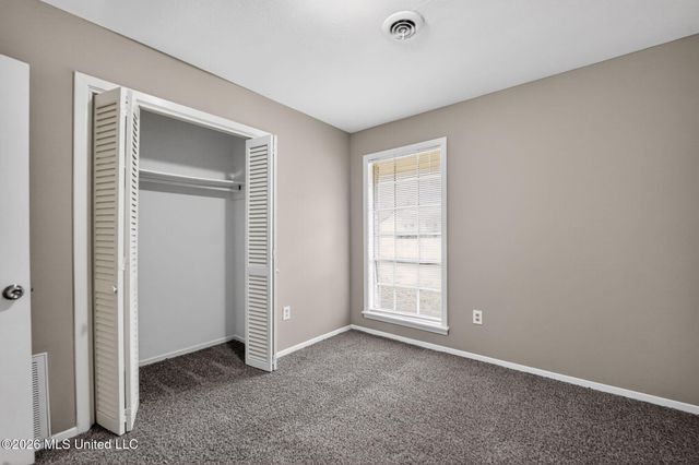 1027 Autumn Street, Jackson, MS 39212