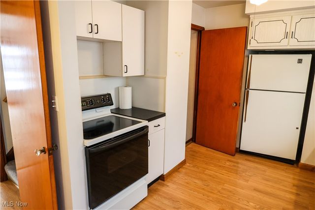 5979 Twin Lakes Drive, Parma, OH 44129