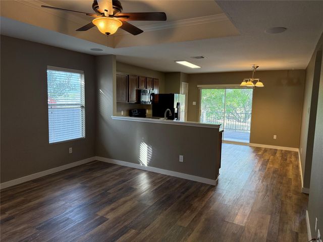 11524 Ashbrook DR, Manchaca, TX 78652