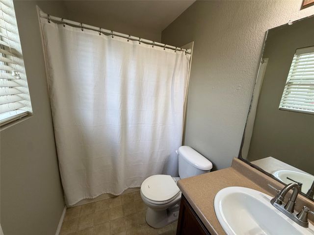 11524 Ashbrook DR, Manchaca, TX 78652