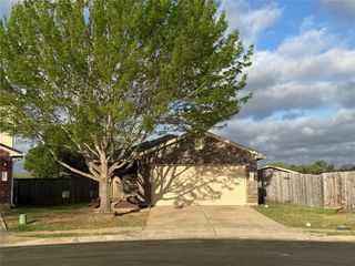 11524 Ashbrook DR, Manchaca, TX 78652