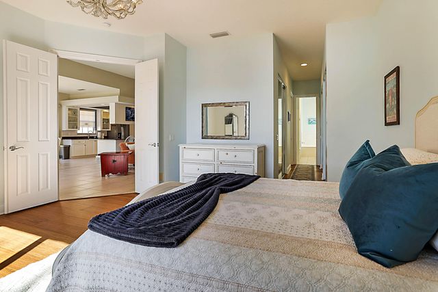 1226 SW Eagleglen Place Place, Stuart, FL 34997