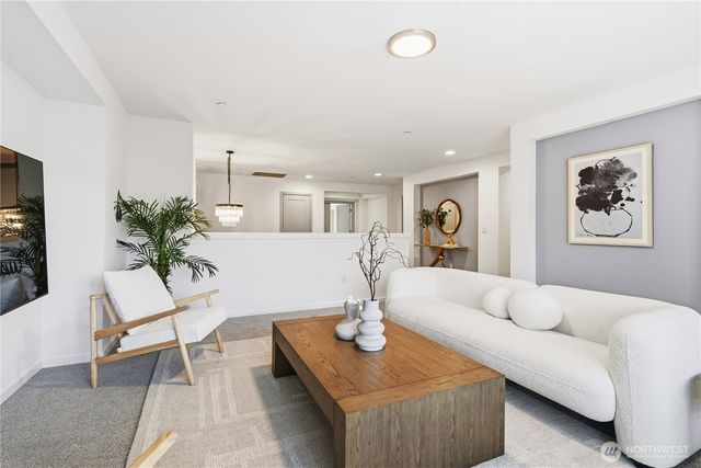 6563 SE 8th Place, Renton, WA 98059