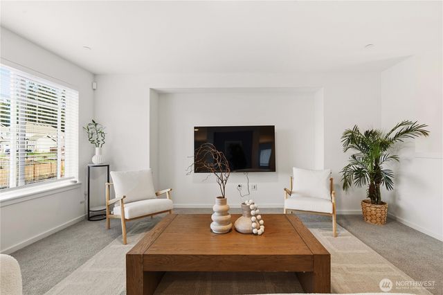 6563 SE 8th Place, Renton, WA 98059