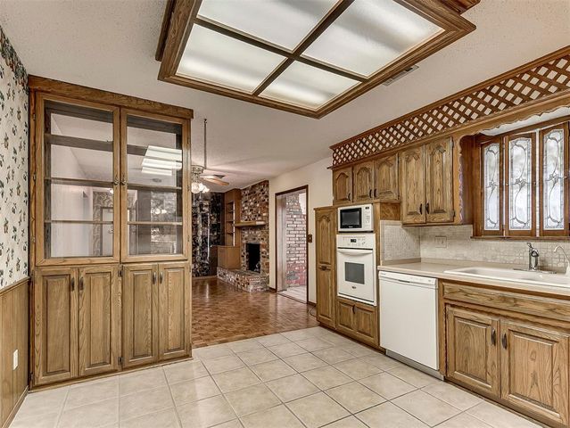3713 N Bryan Avenue, Bethany, OK 73008