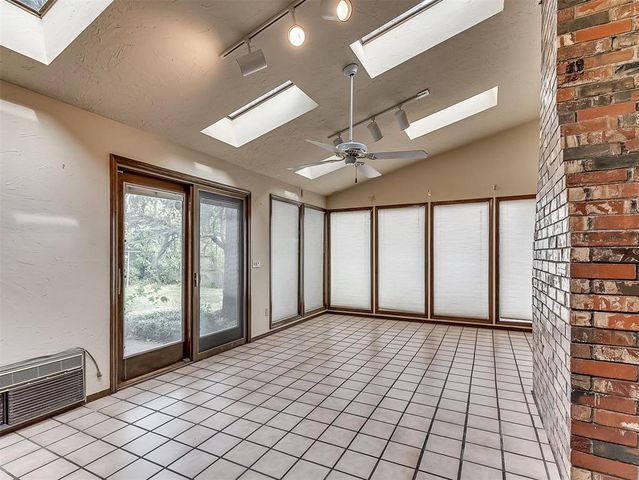 3713 N Bryan Avenue, Bethany, OK 73008