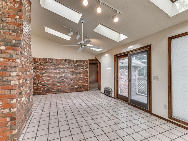 3713 N Bryan Avenue, Bethany, OK 73008