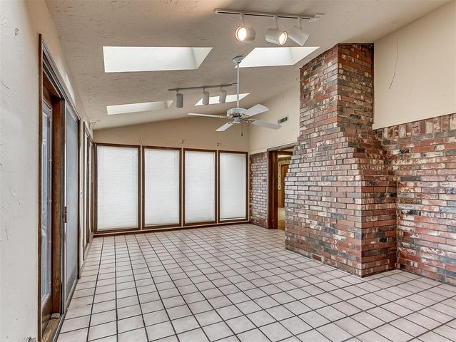 3713 N Bryan Avenue, Bethany, OK 73008