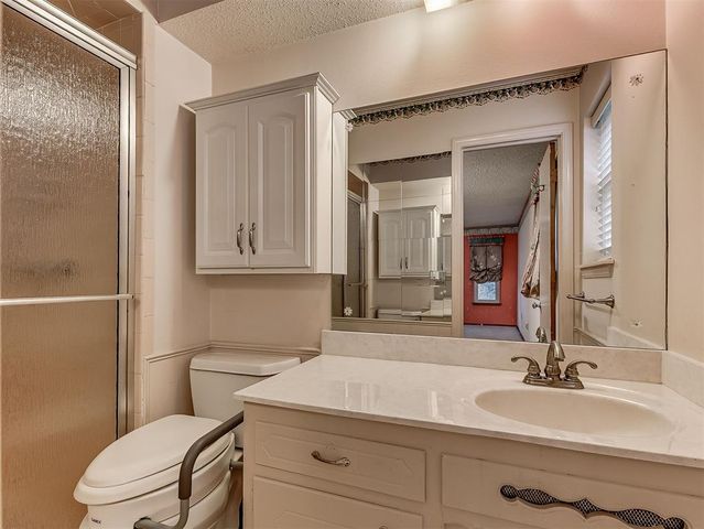 3713 N Bryan Avenue, Bethany, OK 73008