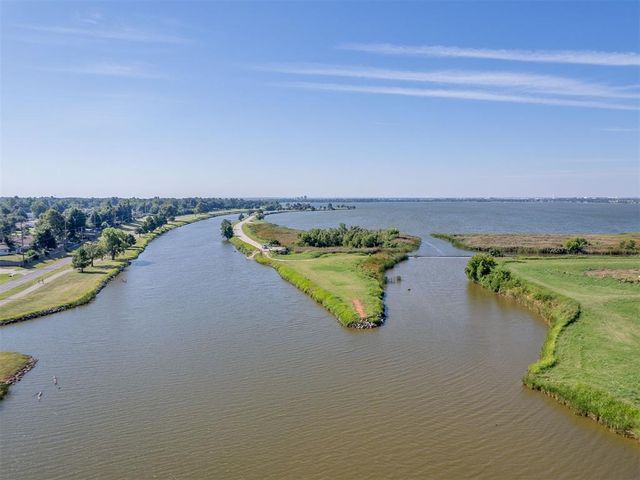 3713 N Bryan Avenue, Bethany, OK 73008