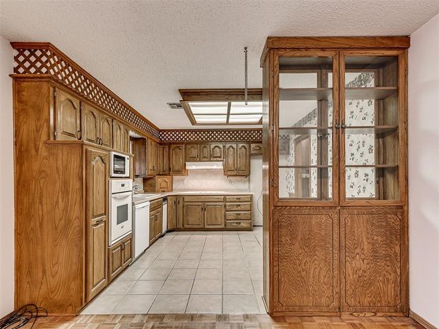 3713 N Bryan Avenue, Bethany, OK 73008