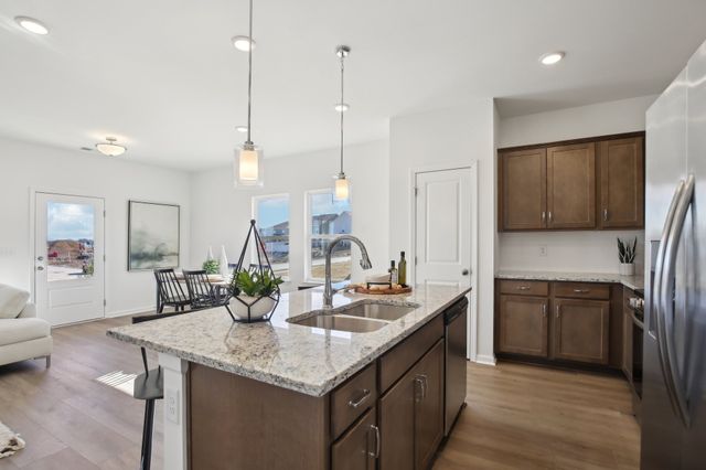 206 Martindale Ln, Clarksville, TN 37043