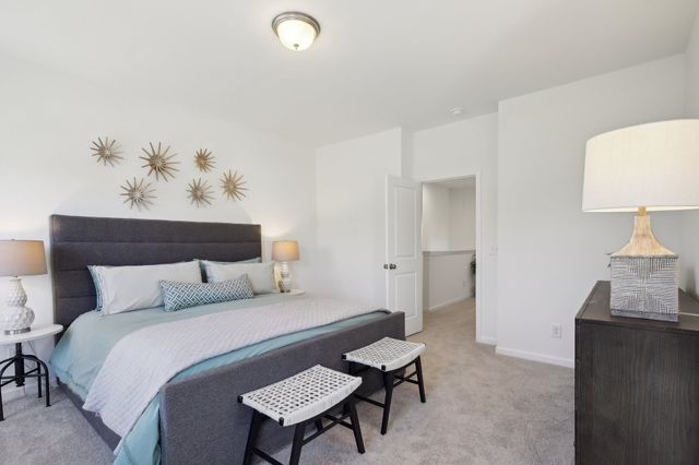 206 Martindale Ln, Clarksville, TN 37043