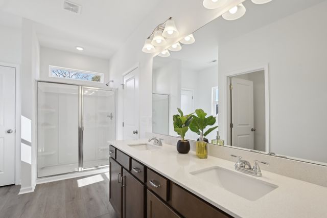 206 Martindale Ln, Clarksville, TN 37043