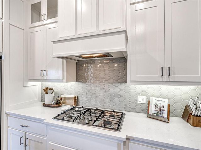 15605 Capri Lane, Edmond, OK 73013