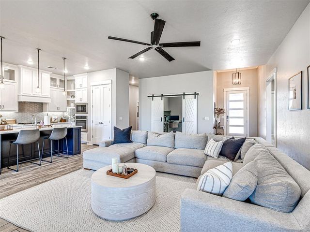 15605 Capri Lane, Edmond, OK 73013