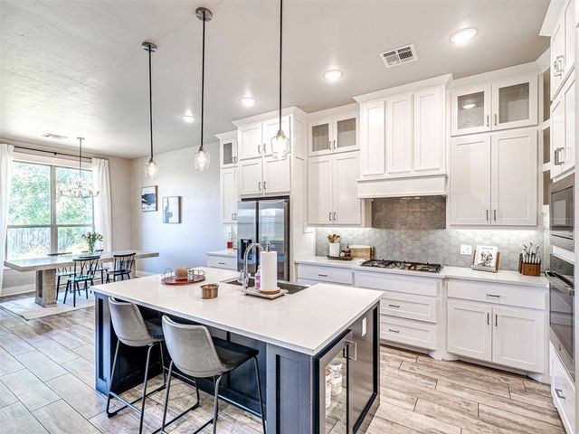 15605 Capri Lane, Edmond, OK 73013