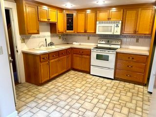39 Beach St 1, Milford, MA 01757