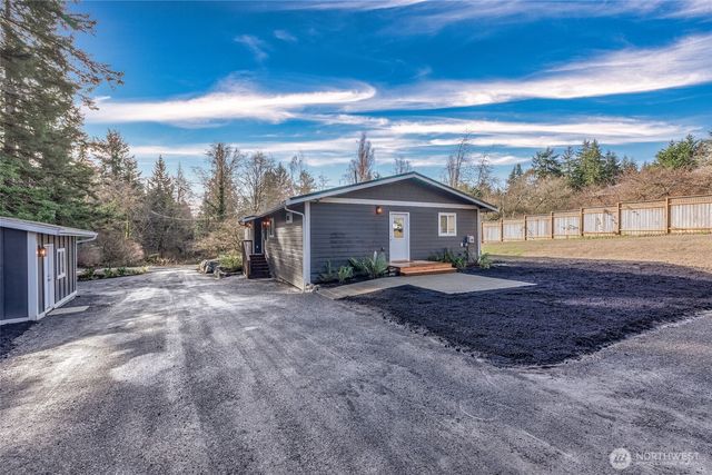 11828 Cove Road SW, Vashon, WA 98070