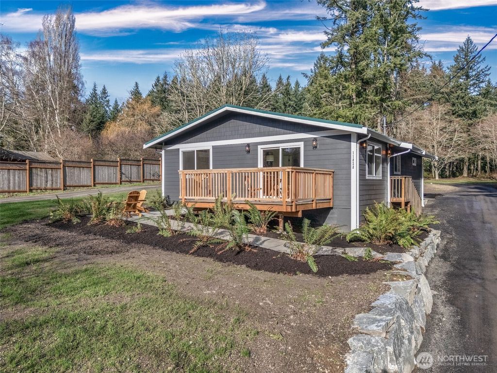11828 Cove Road SW, Vashon, WA 98070