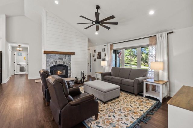 N2872 Balsdon DRIVE, Lake Geneva, WI 53147