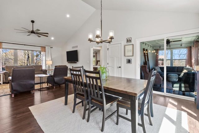N2872 Balsdon DRIVE, Lake Geneva, WI 53147