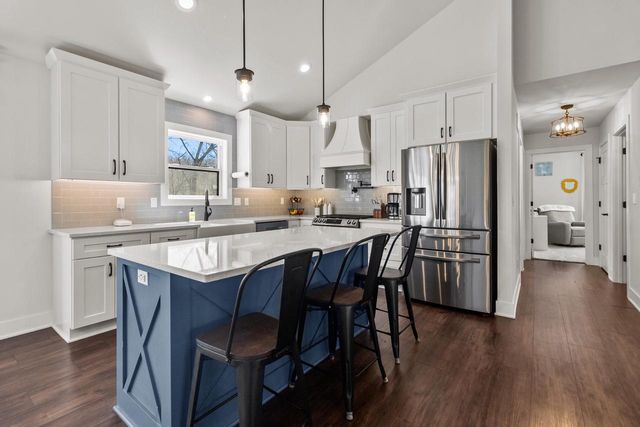N2872 Balsdon DRIVE, Lake Geneva, WI 53147