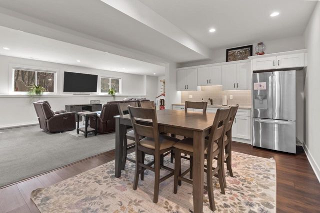 N2872 Balsdon DRIVE, Lake Geneva, WI 53147