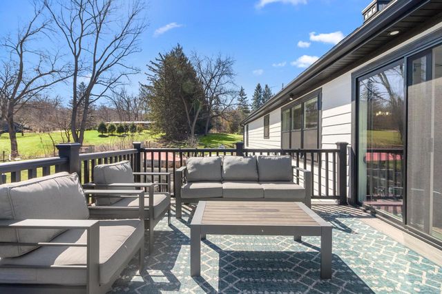 N2872 Balsdon DRIVE, Lake Geneva, WI 53147
