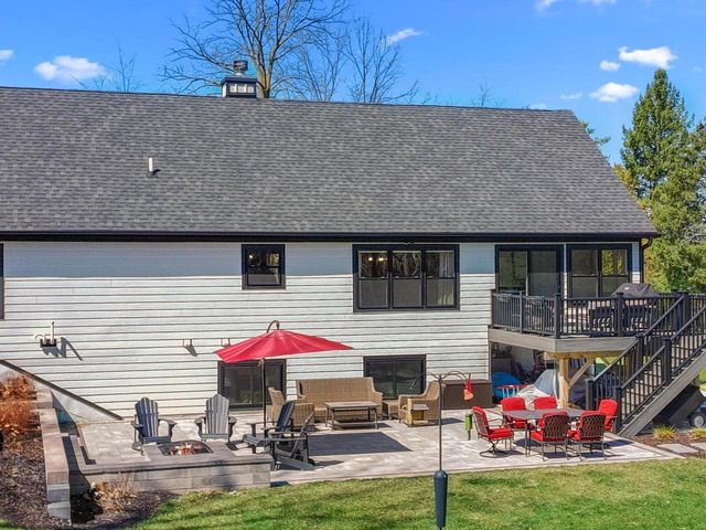 N2872 Balsdon DRIVE, Lake Geneva, WI 53147