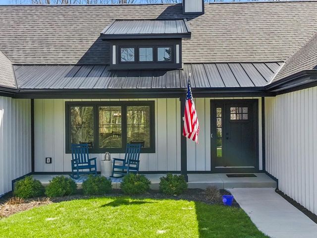 N2872 Balsdon DRIVE, Lake Geneva, WI 53147