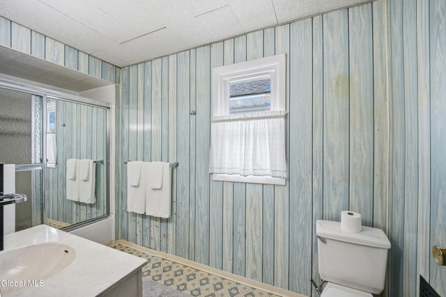 222 6th Avenue, Watervliet, NY 12189