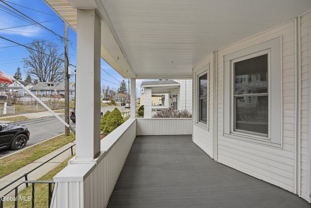 222 6th Avenue, Watervliet, NY 12189