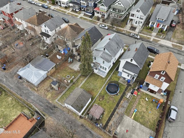 222 6th Avenue, Watervliet, NY 12189