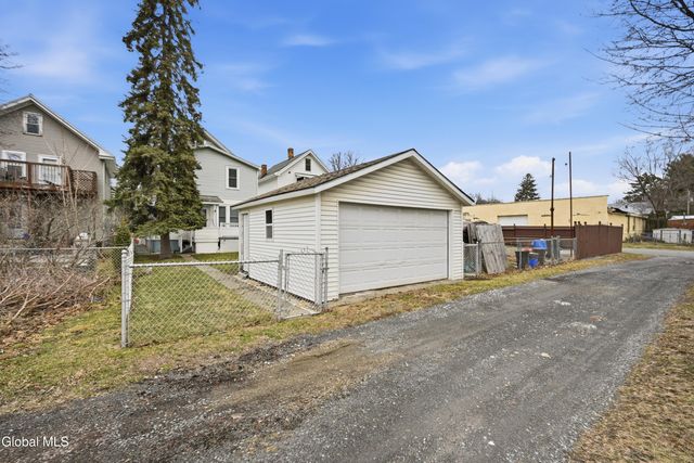 222 6th Avenue, Watervliet, NY 12189