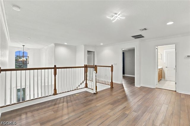 2446 Heydon CIR E, Naples, FL 34120