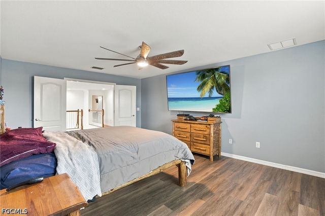 2446 Heydon CIR E, Naples, FL 34120
