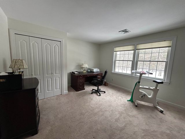 15 Prentiss Way, Exeter, NH 03833