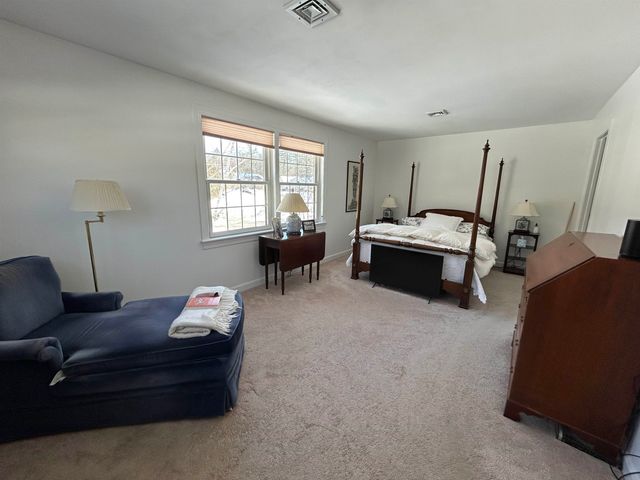 15 Prentiss Way, Exeter, NH 03833