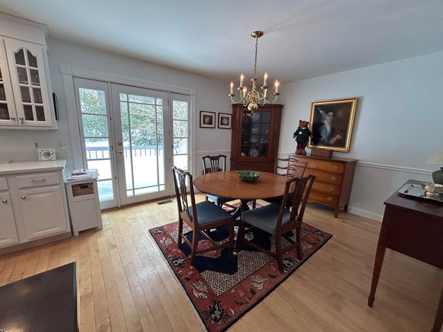 15 Prentiss Way, Exeter, NH 03833