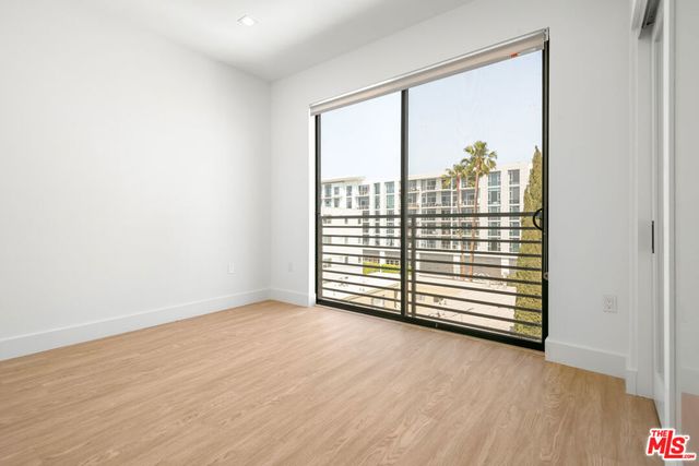 8555 Colgate Avenue 402, Los Angeles, CA 90048