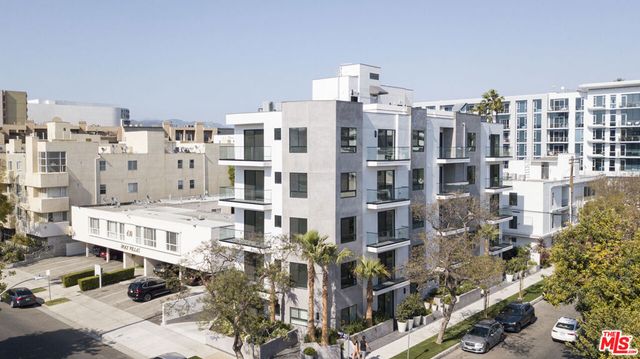8555 Colgate Avenue 402, Los Angeles, CA 90048
