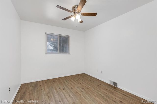 11076 Essex Avenue, Warren, MI 48089