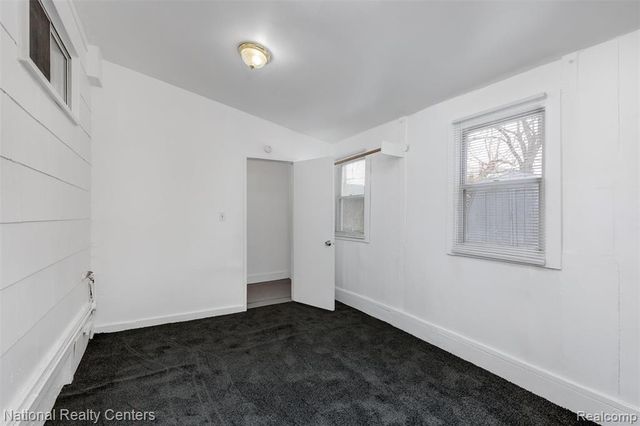 11076 Essex Avenue, Warren, MI 48089