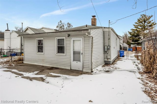 11076 Essex Avenue, Warren, MI 48089